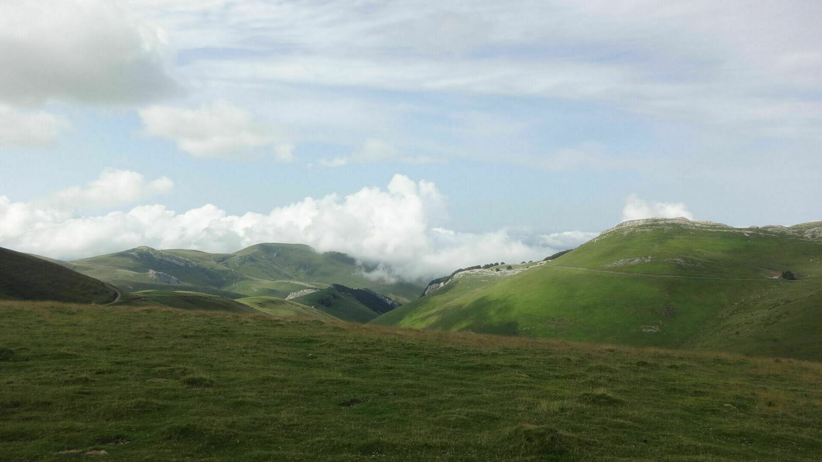 Pays Basque : du vert et des nuages