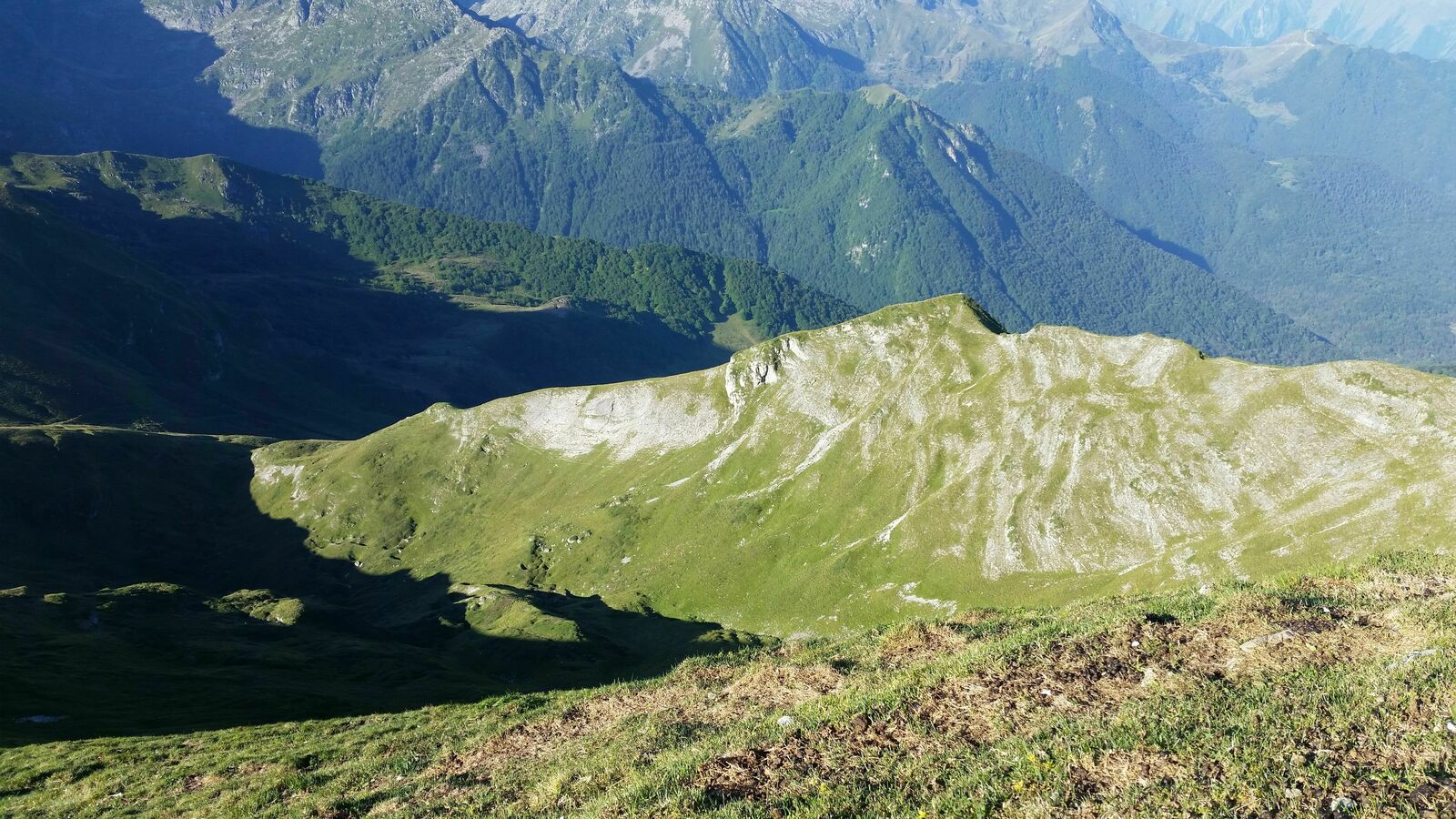 Vallée d'Aulus-les-Bains du Mont Ceint