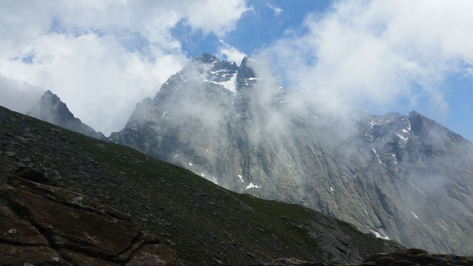 En face du mont Viso