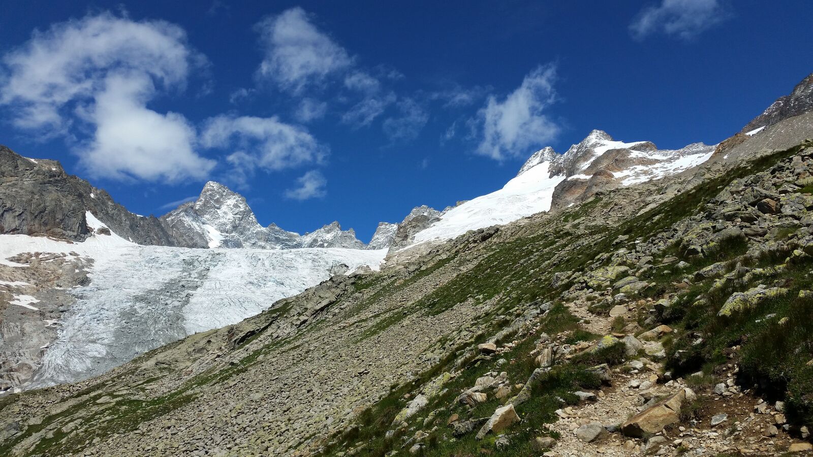 Glacier du Pré de Bar, Triolet, Mont Dolent