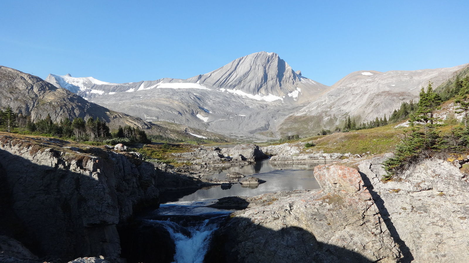 Warrior Mountain depuis Aster Lake