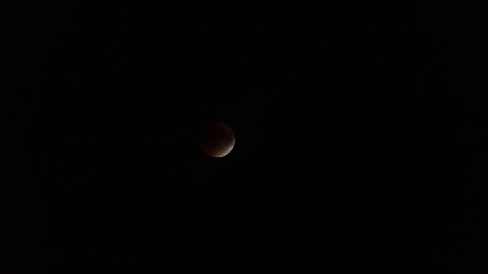 Éclipse totale de Lune du 28 septembre 2015