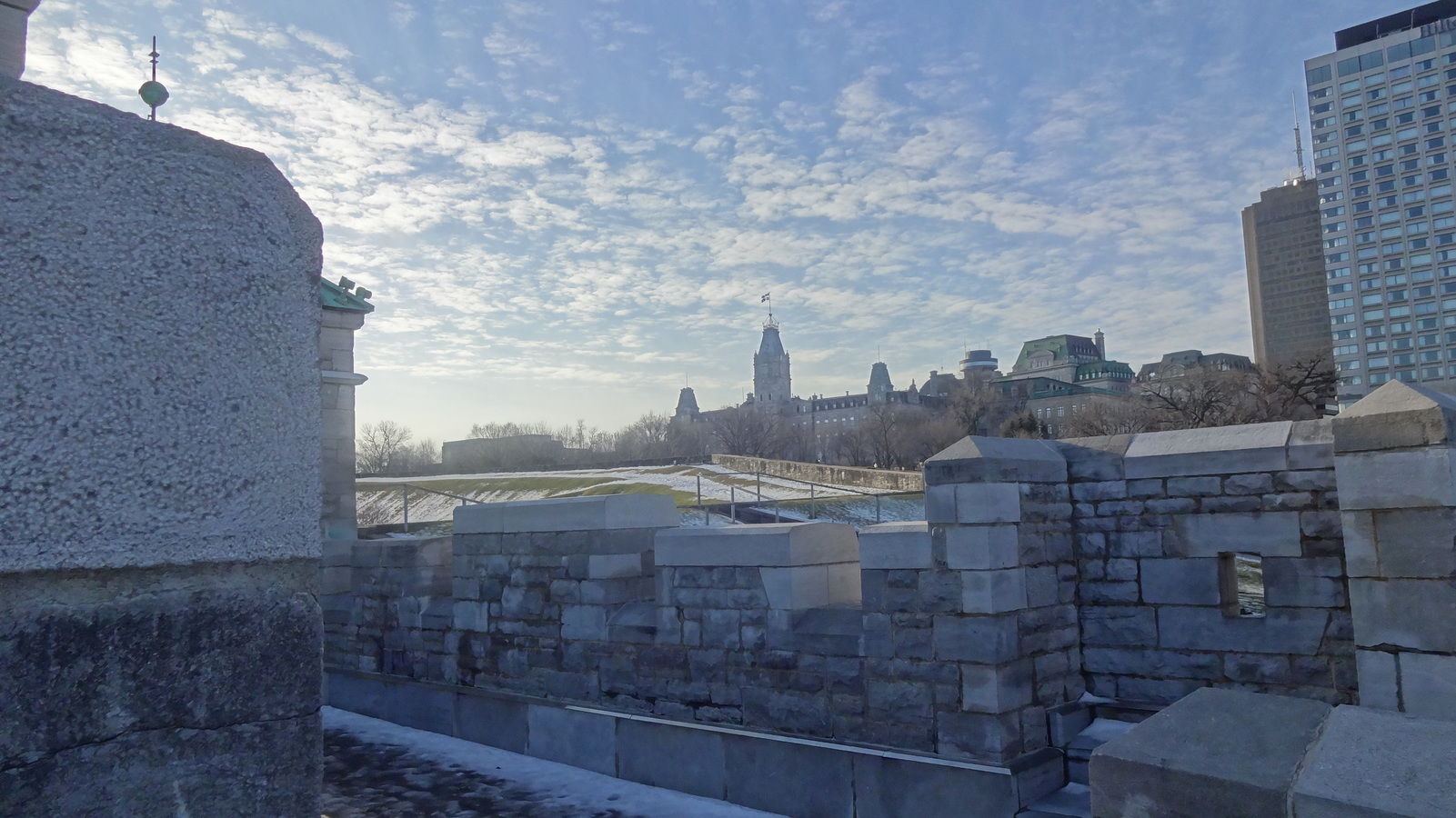 Parlement de Québec depuis les fortifications