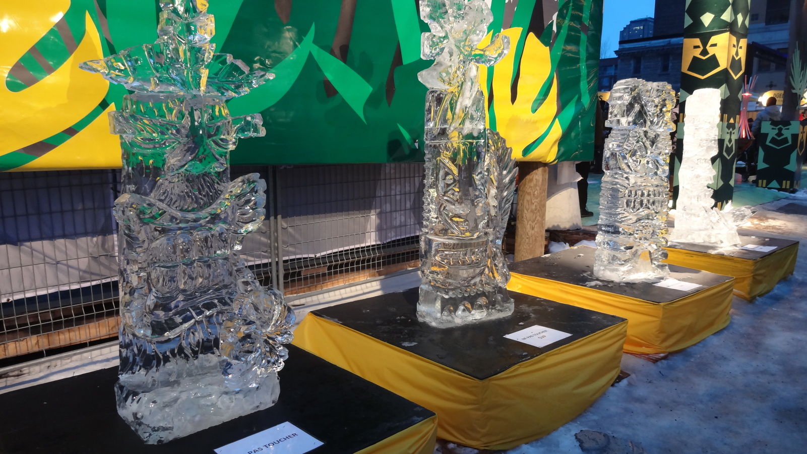 Montréal en lumière : sculptures sur glace
