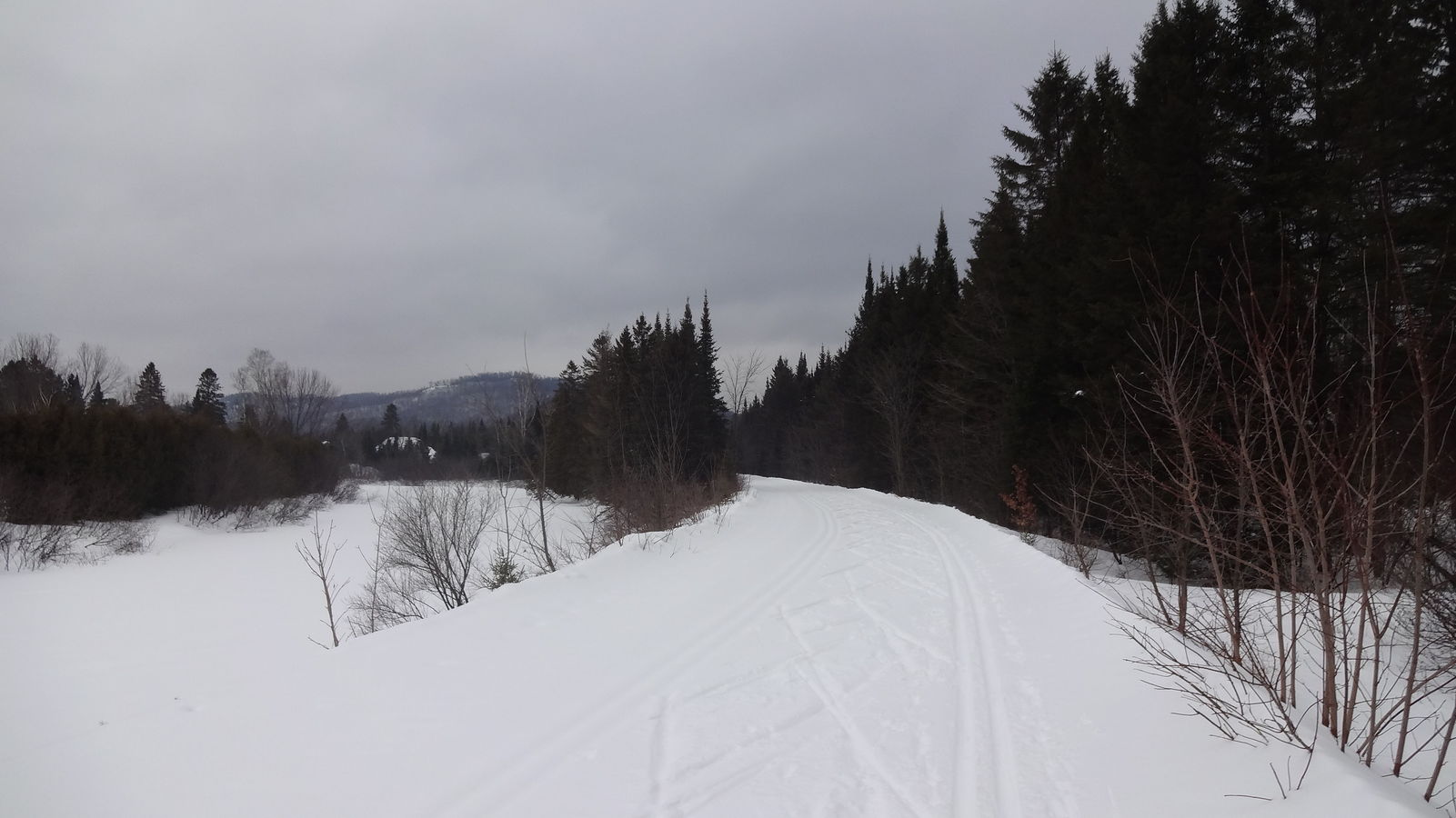 Deuxième journée de ski de fond sur le parc linéaire du Petit Train du Nord